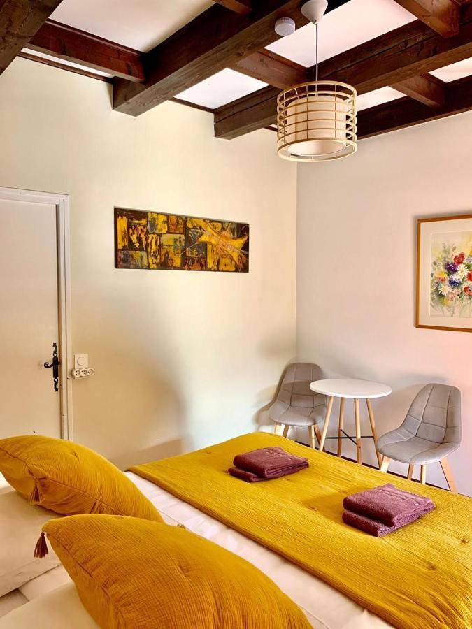 Bed and Breakfast Le Barry Du Grand Chemin Le Caylar Exterior foto