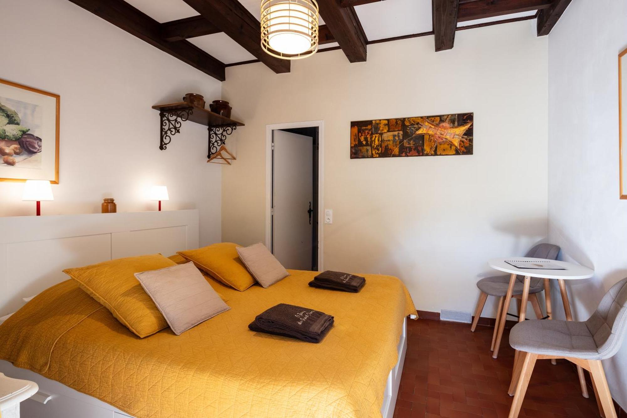 Bed and Breakfast Le Barry Du Grand Chemin Le Caylar Exterior foto