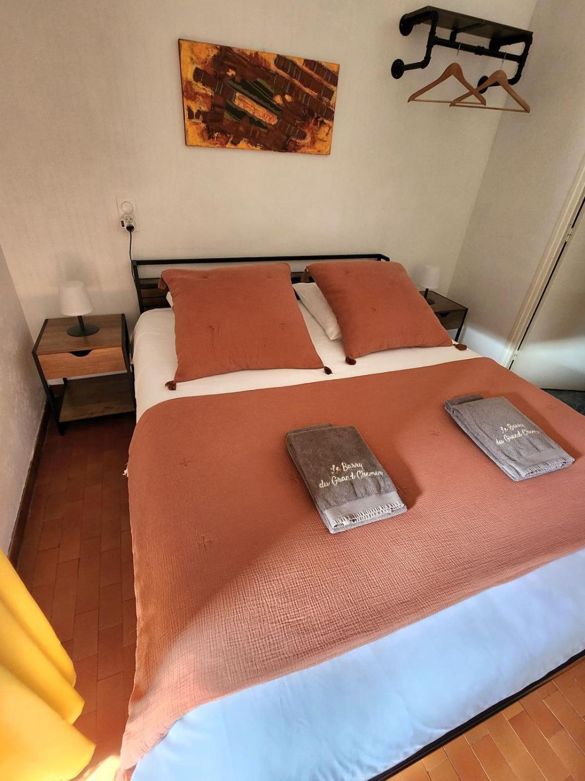 Bed and Breakfast Le Barry Du Grand Chemin Le Caylar Exterior foto