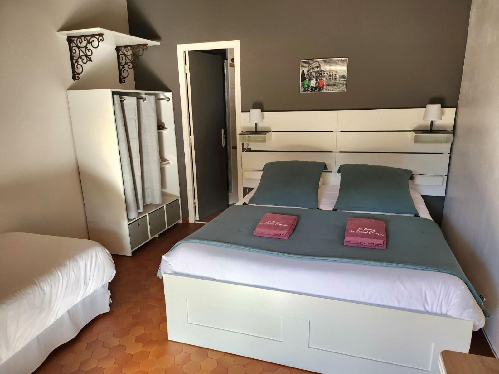 Bed and Breakfast Le Barry Du Grand Chemin Le Caylar Exterior foto